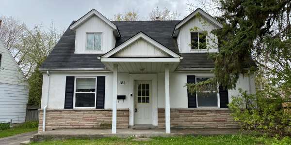 Distressed Houses